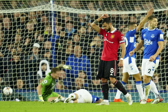 杜篮特篮下强打稳定胜局